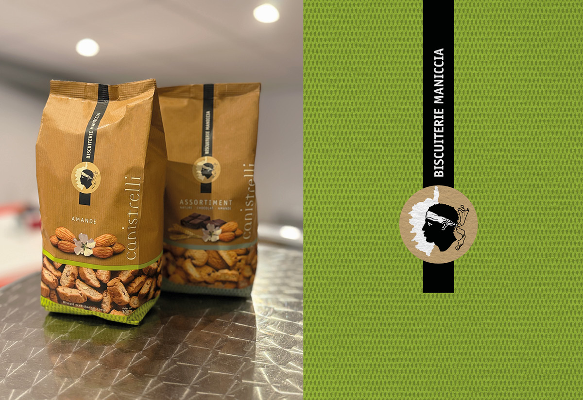 Photo des packagings maniccia, fond craft brun avec des illustrations d'amandes, de canistrellis dans un esprit gourmand