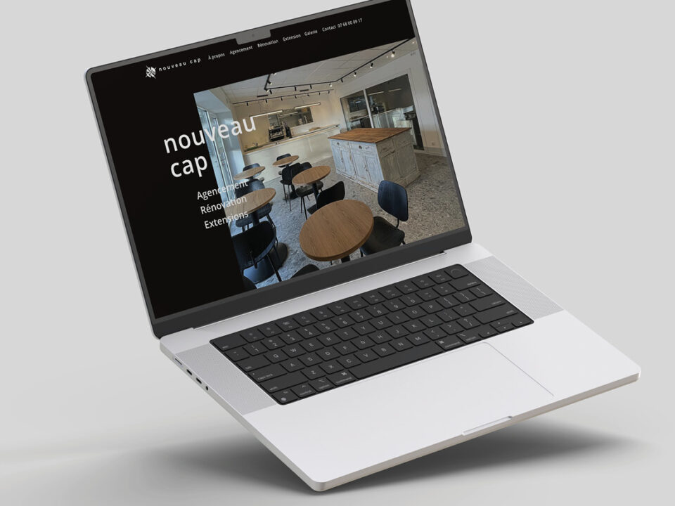 Présentation du nouveau site Nouveau Cap en situation sur un mac book.