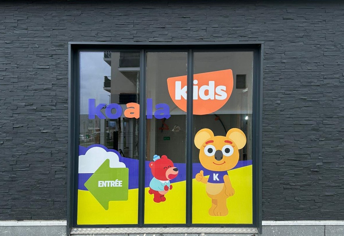 Abaca-koala-kid-vitrophanie1