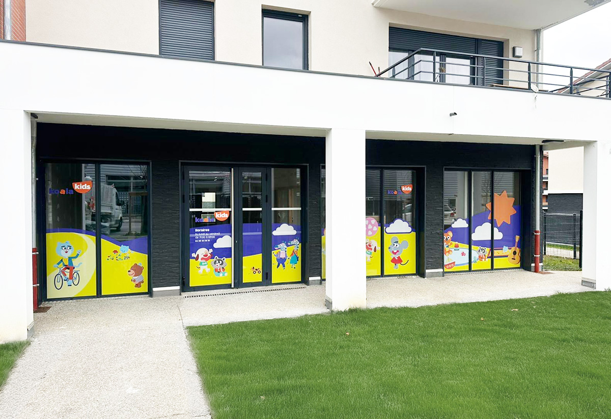 Abaca-koala-kid-vitrophanie2